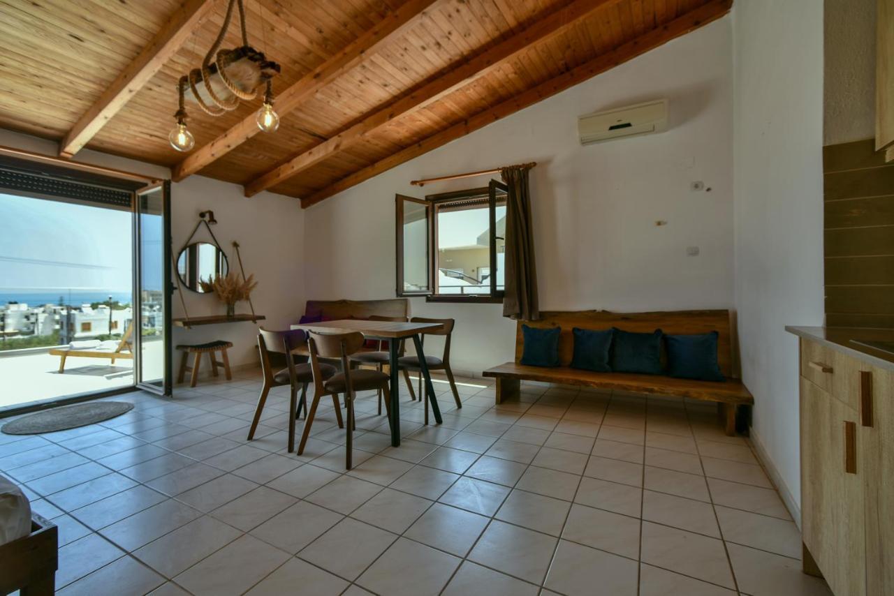 Iraklis Apartments Stalida Екстериор снимка