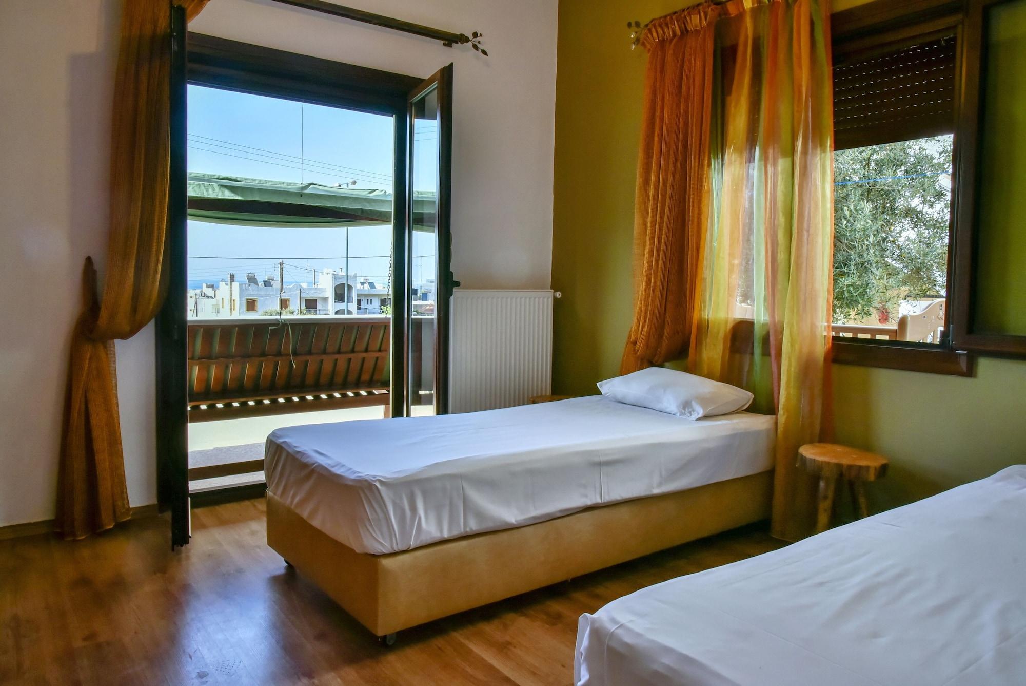 Iraklis Apartments Stalida Екстериор снимка