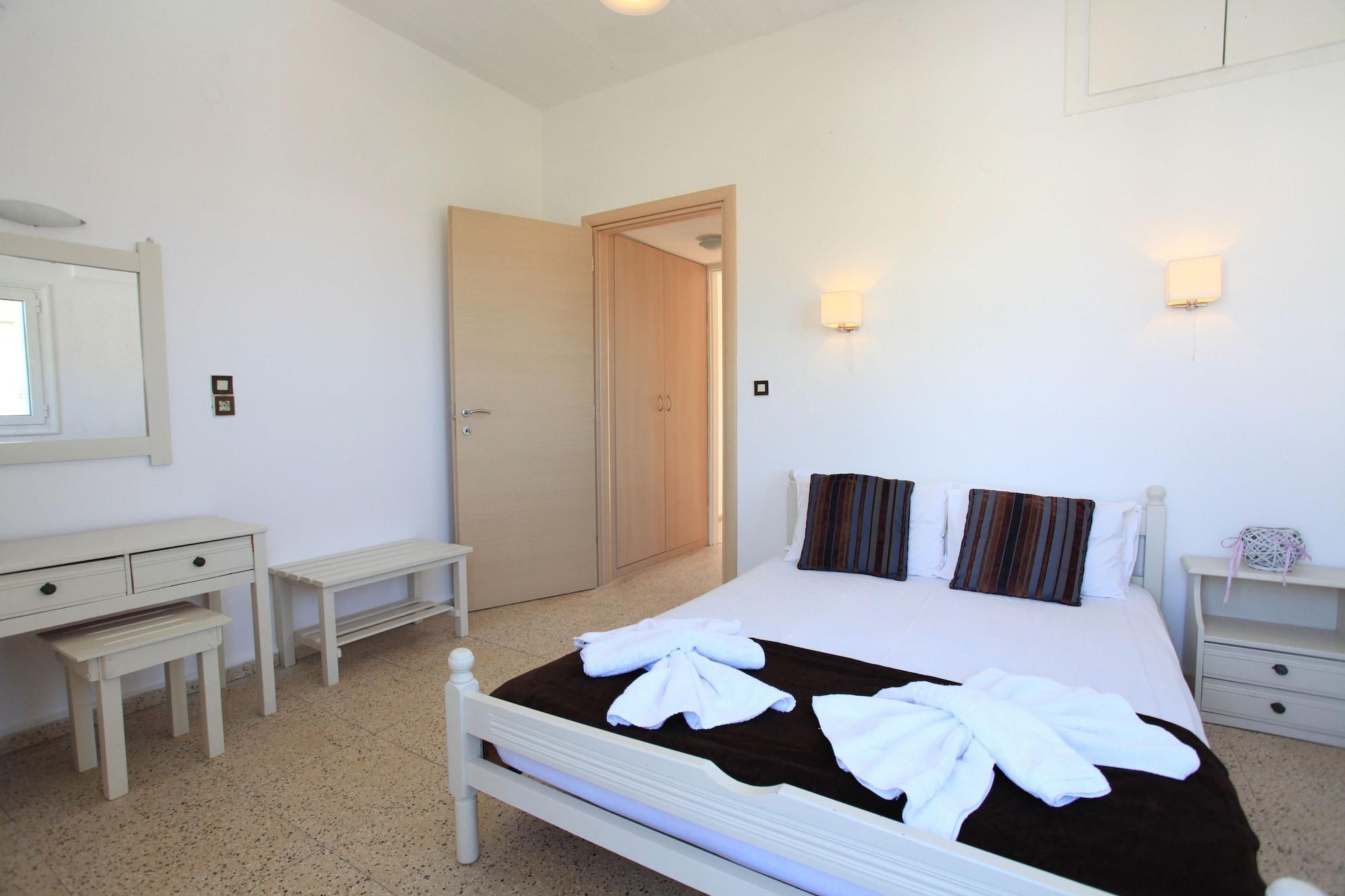 Iraklis Apartments Stalida Екстериор снимка