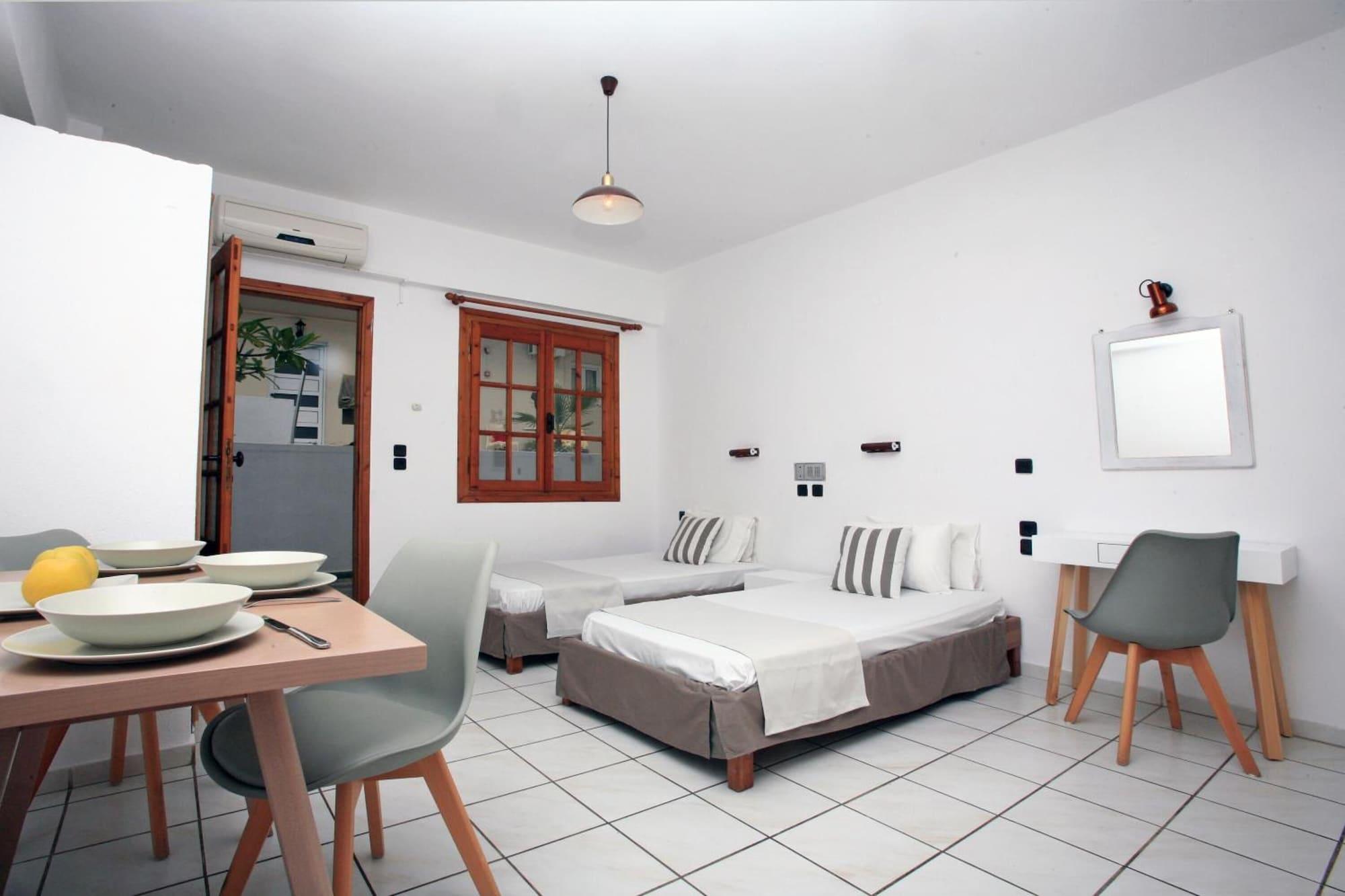 Iraklis Apartments Stalida Екстериор снимка